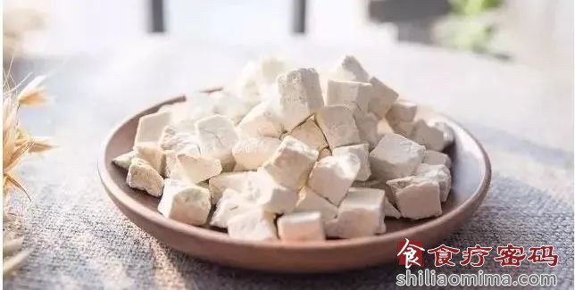 母亲节的健康美食：用茯苓自制无糖蛋糕